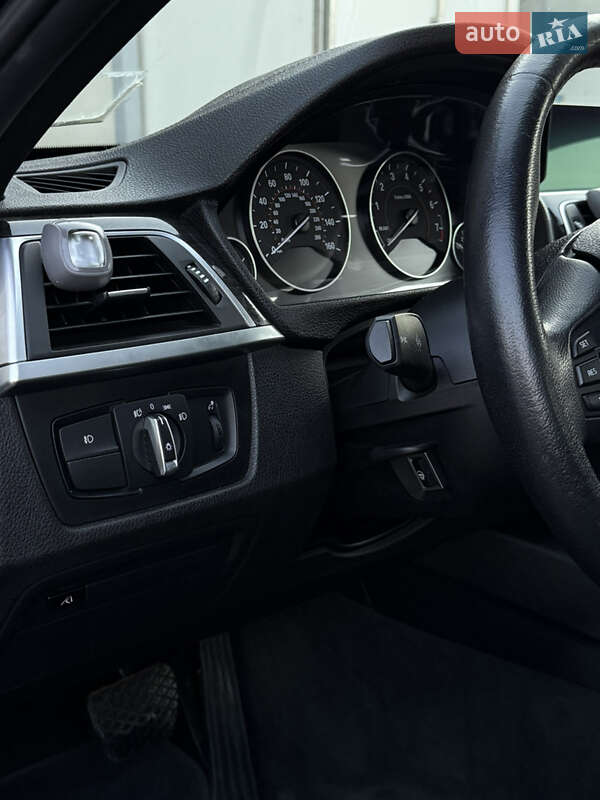 Седан BMW 3 Series 2018 в Луцке фото 40 Седан BMW 3 Series 2018 в Луцке