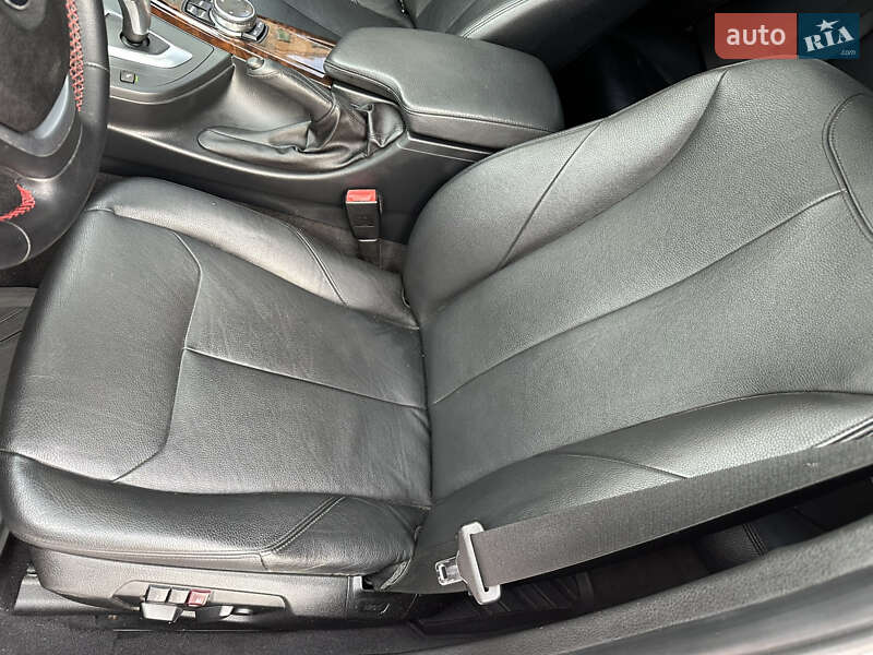 Седан BMW 3 Series 2014 в Киеве