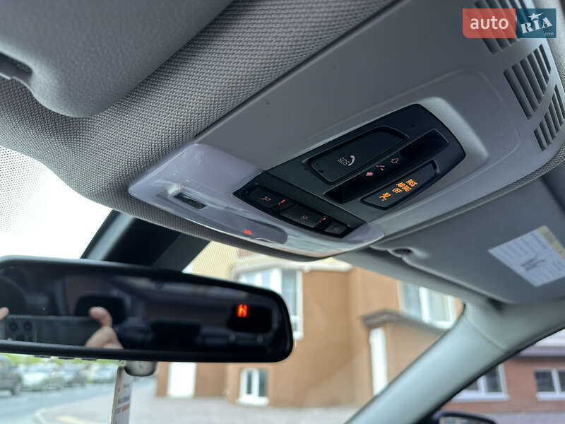 Седан BMW 3 Series 2014 в Киеве