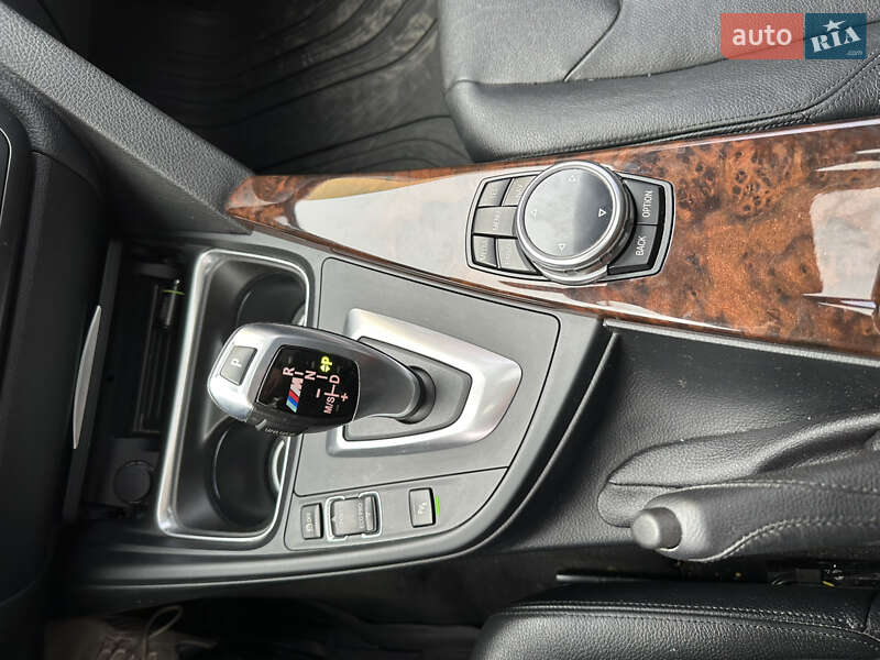 Седан BMW 3 Series 2014 в Киеве