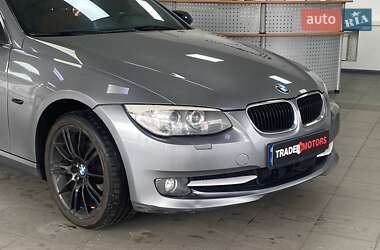 Купе BMW 3 Series 2011 в 