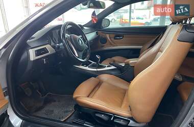 Купе BMW 3 Series 2011 в 