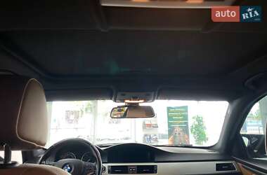 Купе BMW 3 Series 2011 в 