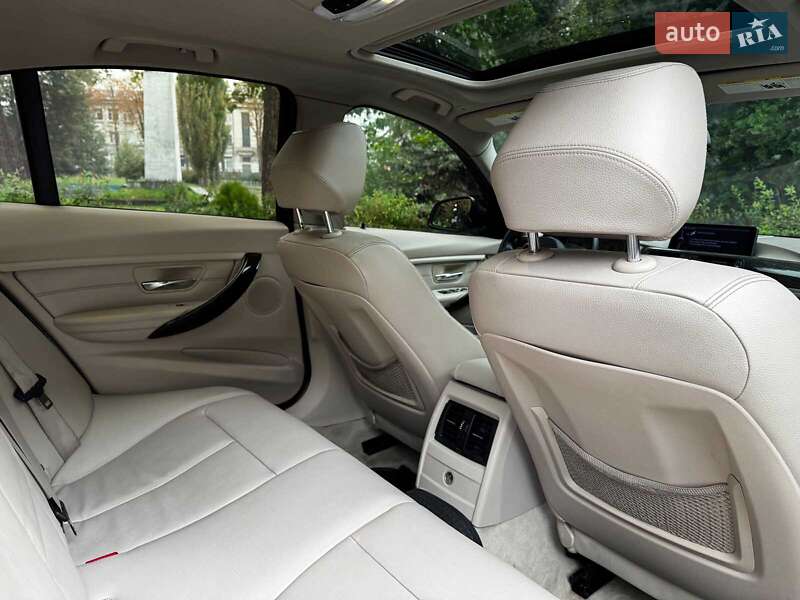 Седан BMW 3 Series 2012 в Киеве