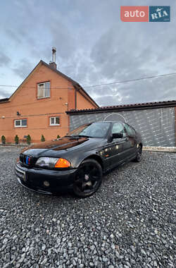 Седан BMW 3 Series 2001 в Дергачах