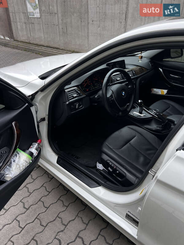 Седан BMW 3 Series 2014 в Львове