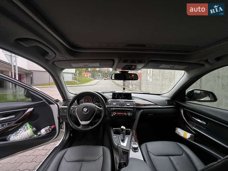 Седан BMW 3 Series 2014 в Львове