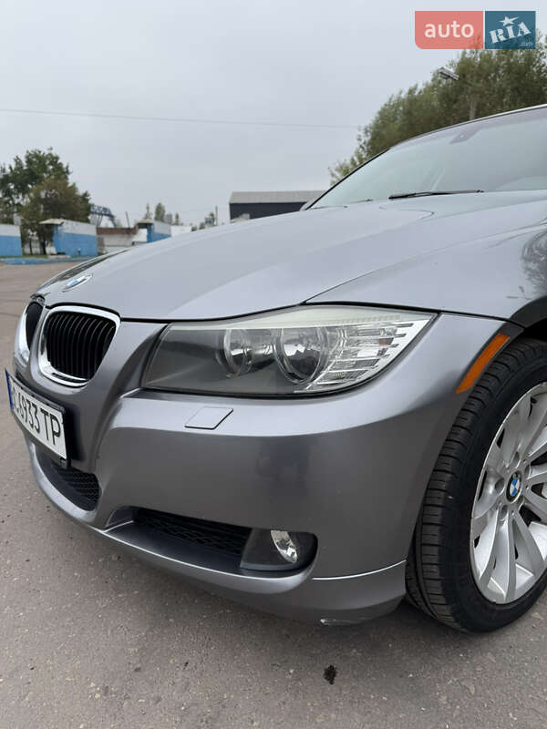 Седан BMW 3 Series 2011 в Шептицькому