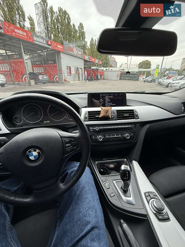 Седан BMW 3 Series 2012 в Киеве