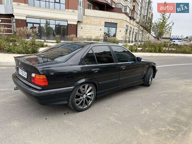 Седан BMW 3 Series 1997 в Умани фото 2 Седан BMW 3 Series 1997 в Умани