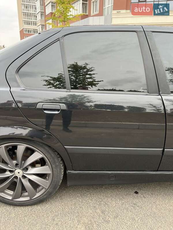 Седан BMW 3 Series 1997 в Умани фото 12 Седан BMW 3 Series 1997 в Умани