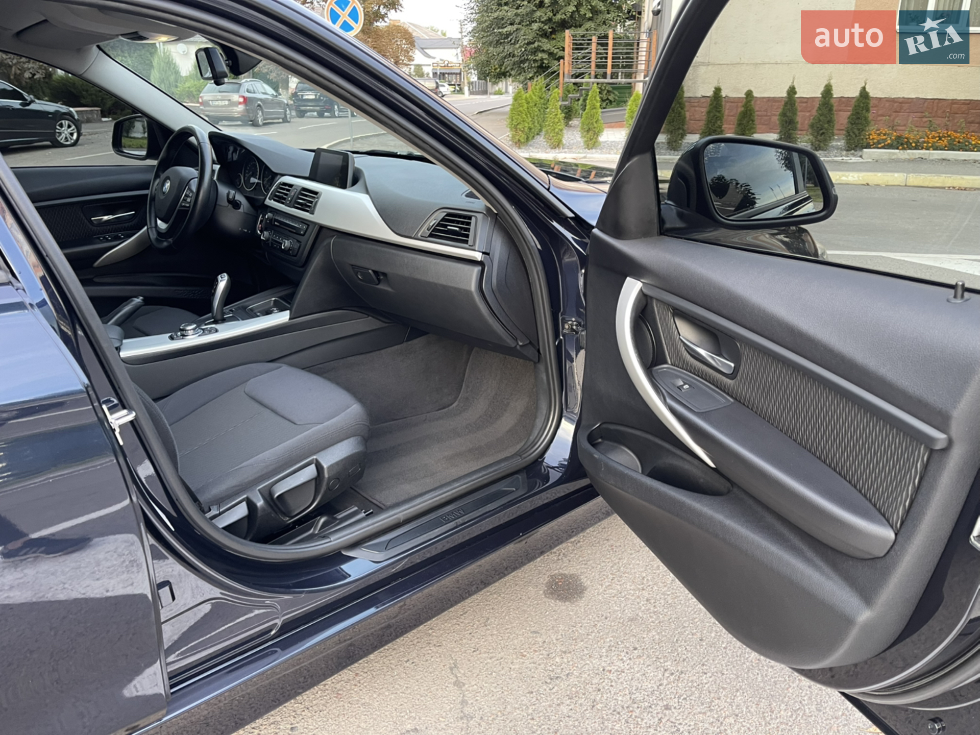 2012 BMW 3er - мініатюра 38