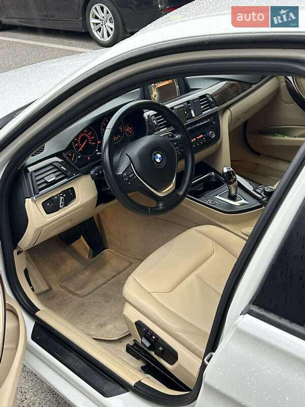 Седан BMW 3 Series 2015 в Киеве фото 10 Седан BMW 3 Series 2015 в Киеве