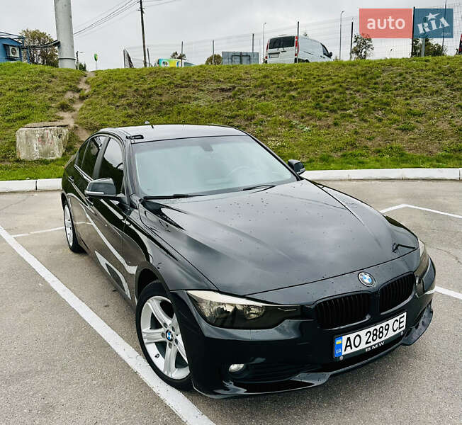 Седан BMW 3 Series 2014 в Виннице