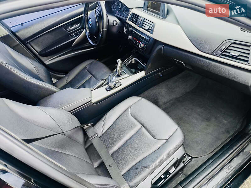 Седан BMW 3 Series 2014 в Виннице