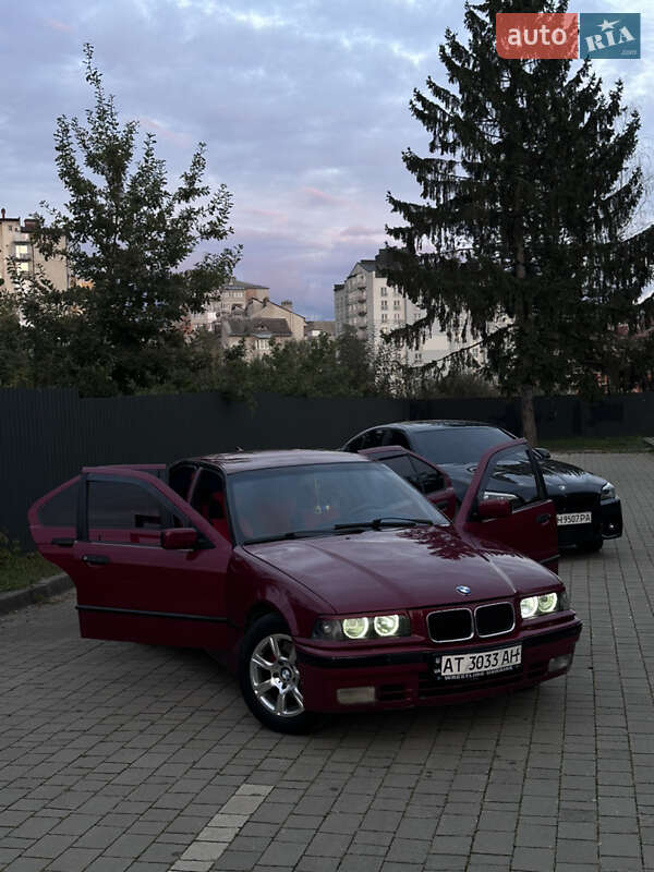Седан BMW 3 Series 1993 в Ивано-Франковске
