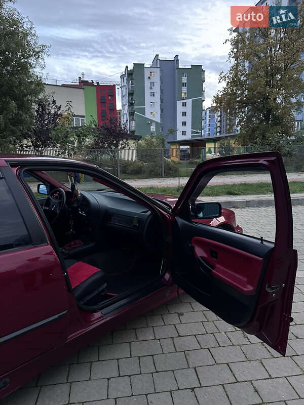 Седан BMW 3 Series 1993 в Ивано-Франковске