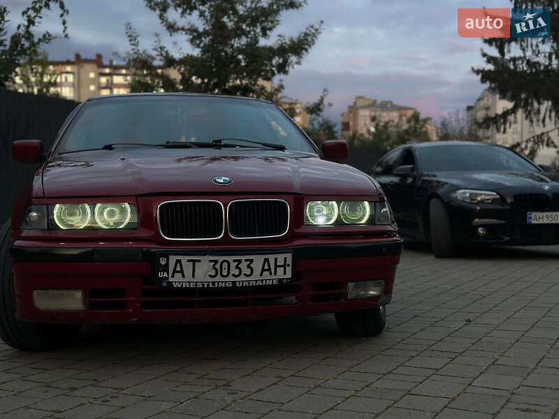 Седан BMW 3 Series 1993 в Ивано-Франковске