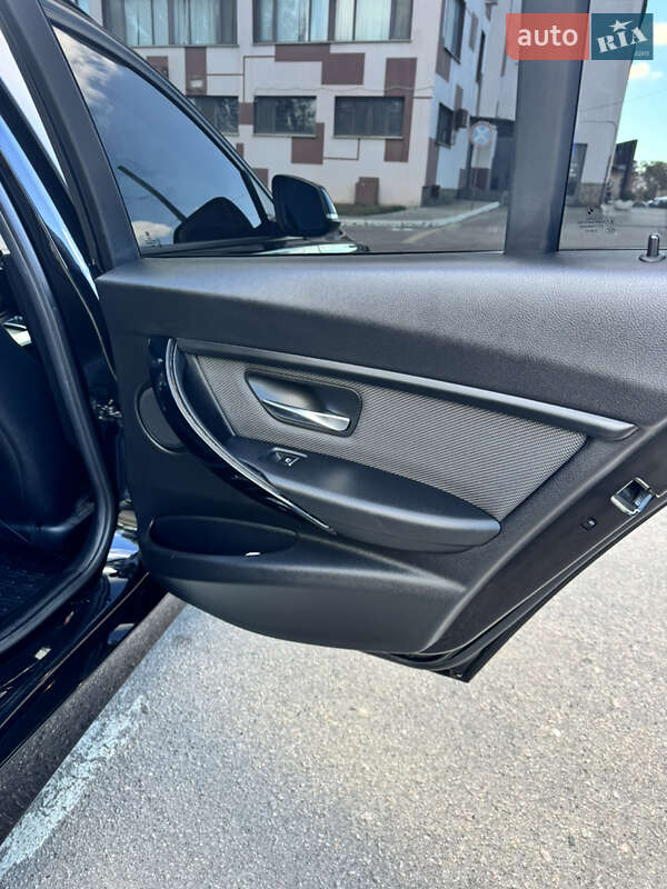 Універсал BMW 3 Series 2017 в Миколаєві