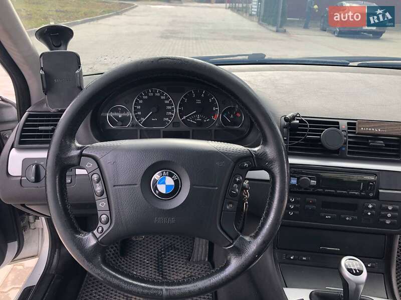 Седан BMW 3 Series 2004 в Львові