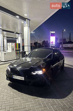 Седан BMW 3 Series 2019 в Кропивницком