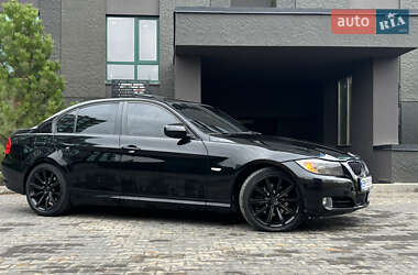 Седан BMW 3 Series 2011 в Киеве