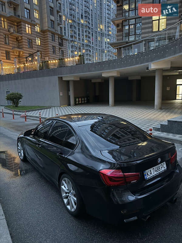 Седан BMW 3 Series 2017 в Киеве