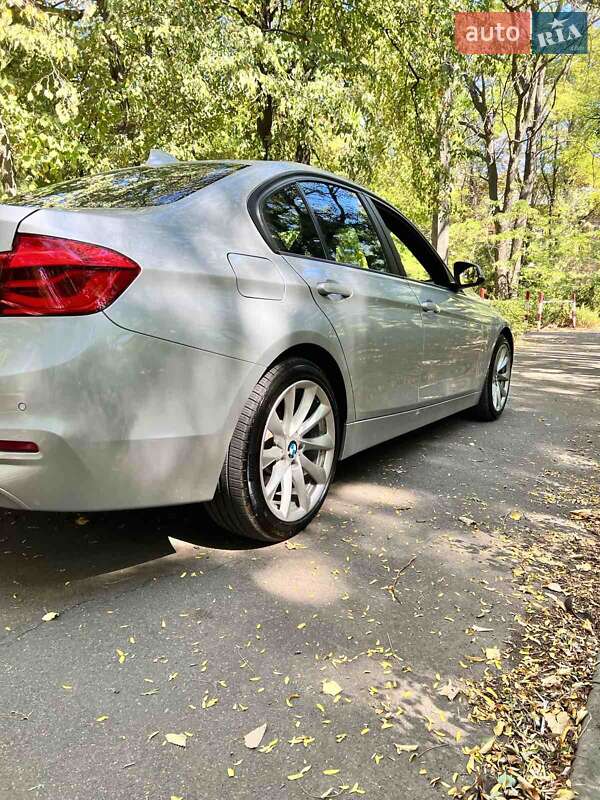Седан BMW 3 Series 2016 в Одессе фото 4 Седан BMW 3 Series 2016 в Одессе