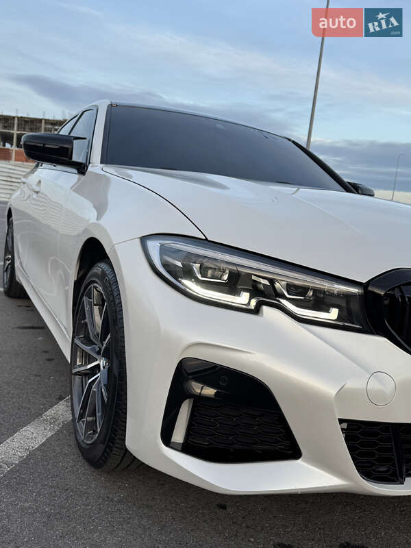 Седан BMW 3 Series 2021 в Львове