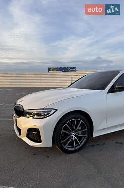 Седан BMW 3 Series 2021 в Львове