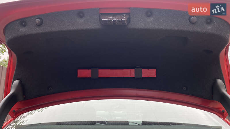 Седан BMW 3 Series 2012 в Киеве