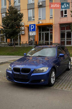 Универсал BMW 3 Series 2009 в Киеве