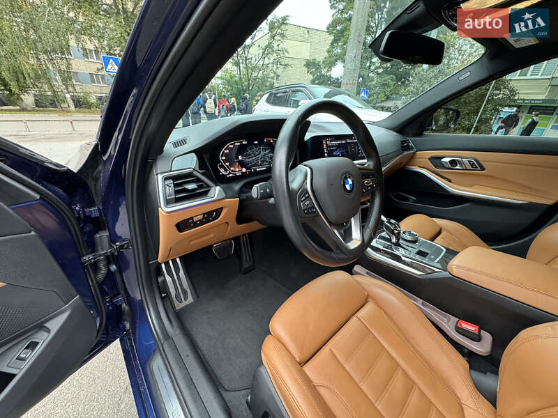 Седан BMW 3 Series 2019 в Києві