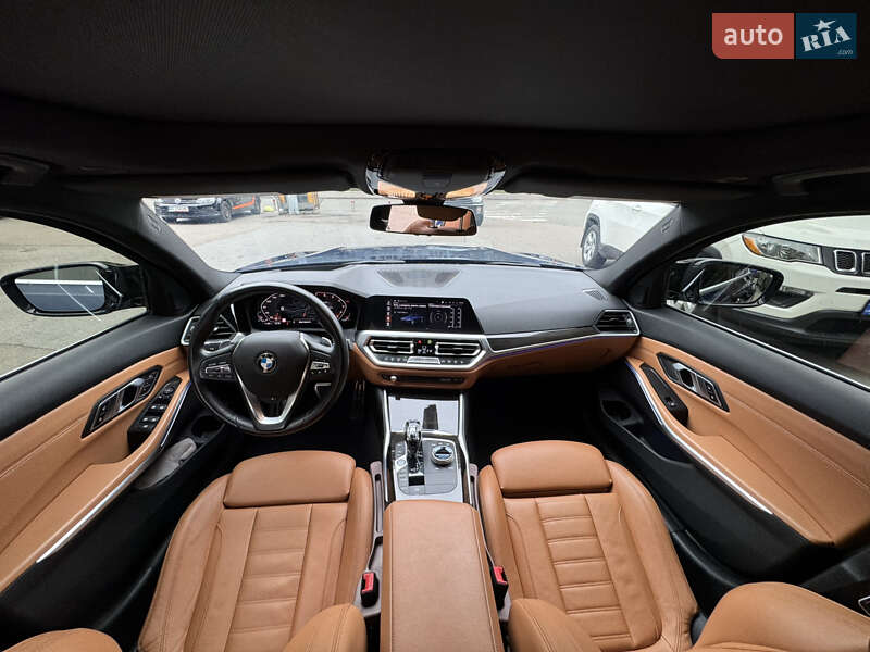 Седан BMW 3 Series 2019 в Києві