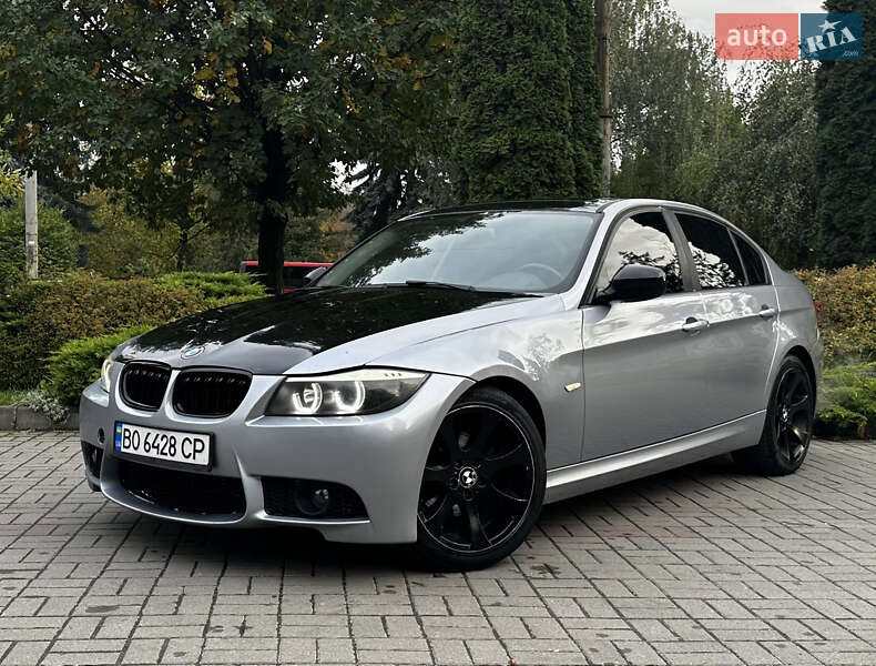 BMW 3 Series 2011