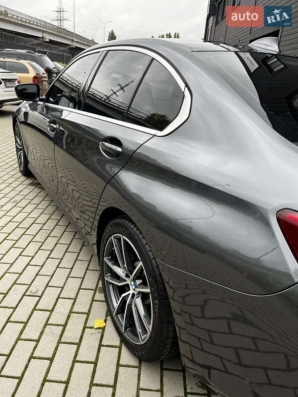 Седан BMW 3 Series 2019 в Киеве фото 18 Седан BMW 3 Series 2019 в Киеве