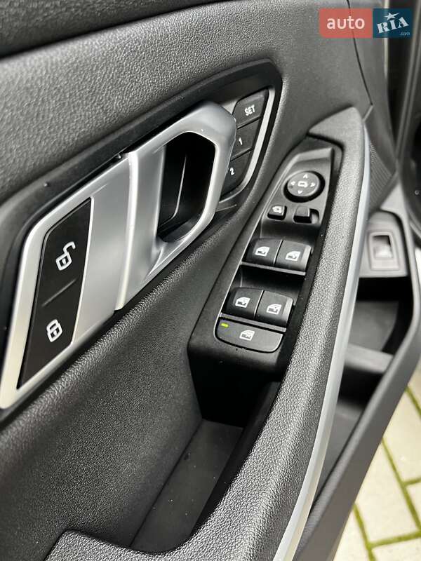Седан BMW 3 Series 2019 в Киеве фото 31 Седан BMW 3 Series 2019 в Киеве