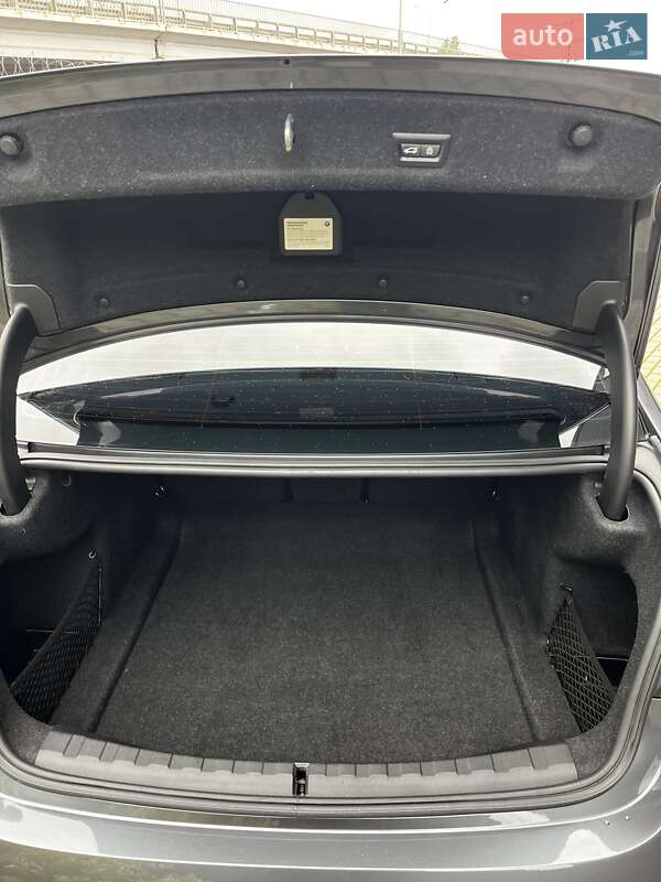 Седан BMW 3 Series 2019 в Киеве фото 35 Седан BMW 3 Series 2019 в Киеве