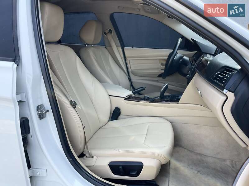 Седан BMW 3 Series 2014 в Киеве фото 14 Седан BMW 3 Series 2014 в Киеве
