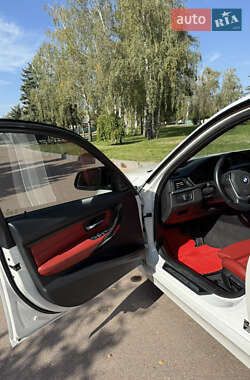 Седан BMW 3 Series 2015 в 