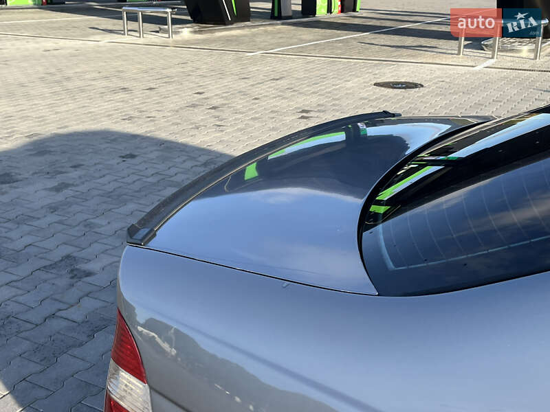 Седан BMW 3 Series 2004 в Виннице