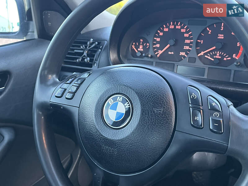 Седан BMW 3 Series 2004 в Виннице