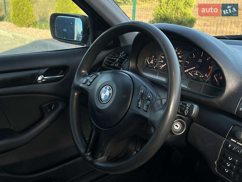 Седан BMW 3 Series 2004 в Виннице