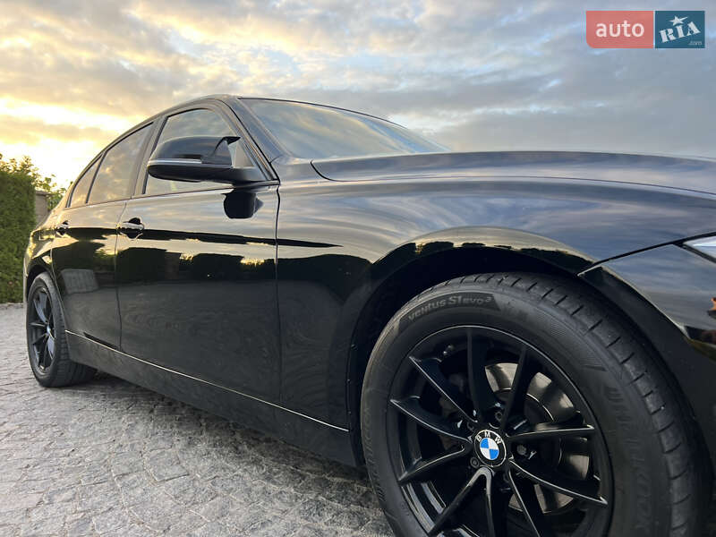 Седан BMW 3 Series 2017 в Львове фото 15 Седан BMW 3 Series 2017 в Львове