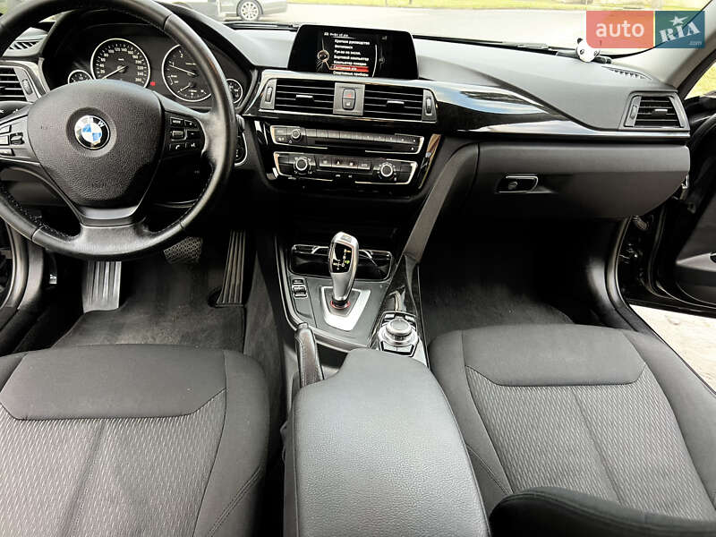 Седан BMW 3 Series 2017 в Львове фото 26 Седан BMW 3 Series 2017 в Львове