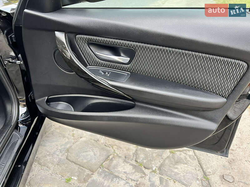 Седан BMW 3 Series 2017 в Львове фото 29 Седан BMW 3 Series 2017 в Львове