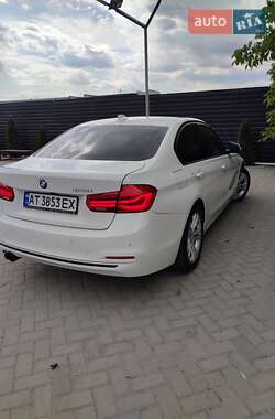 Седан BMW 3 Series 2016 в 