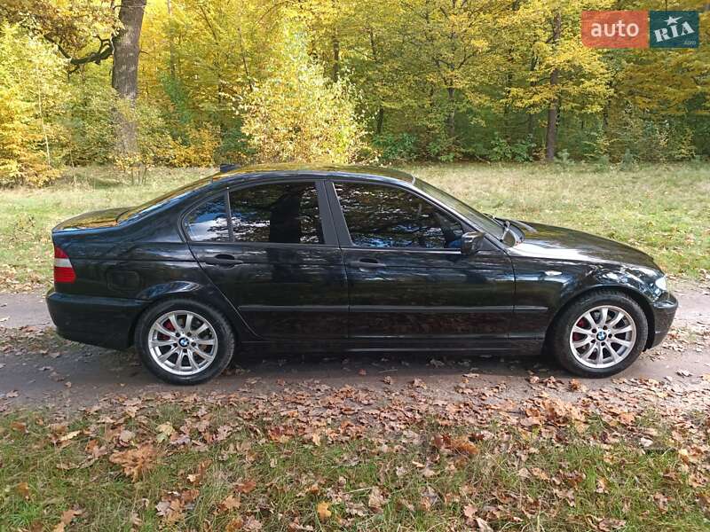 Седан BMW 3 Series 2004 в Романове