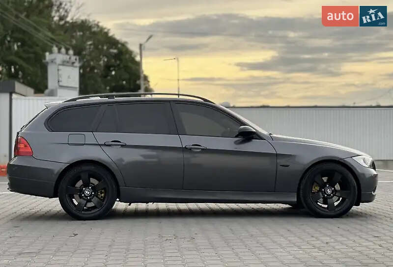 Универсал BMW 3 Series 2005 в Черновцах