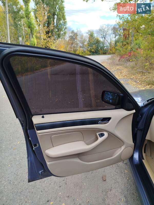 Универсал BMW 3 Series 2002 в Новомосковске фото 4 Универсал BMW 3 Series 2002 в Новомосковске